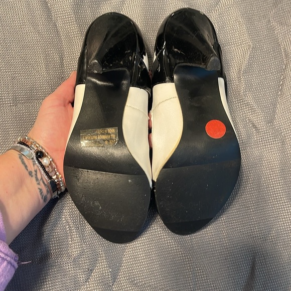 Black & White Mary Jane style pinup 4 inch heel - Picture 5 of 6